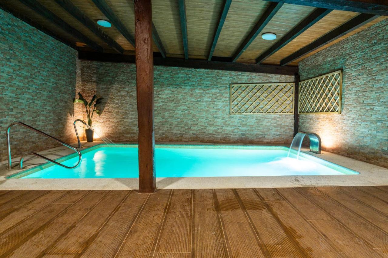 Albergue Gbc Caldas Caldas De Reis Exteriör bild